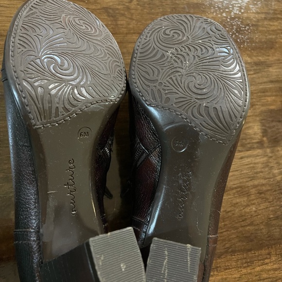 Women’s Nurture brown leather ankle booties - Picture 12 of 13